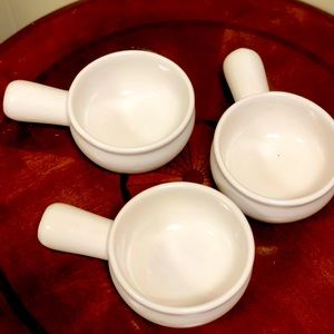 William Sonoma set of 3 Oven Safe Bowls